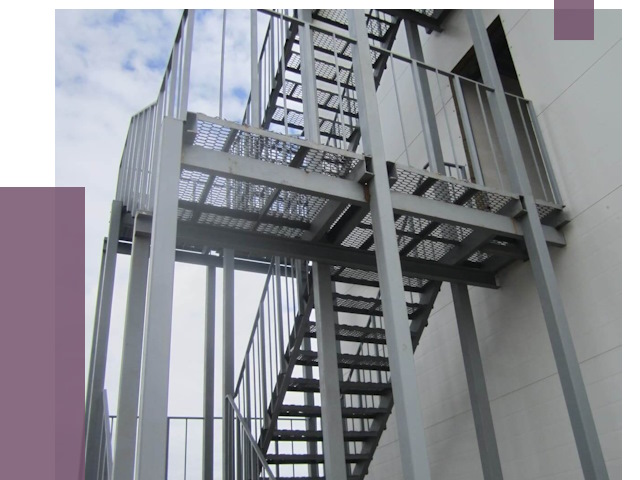 Монтаж пожарных лестниц в Железногорске от 7856 руб.