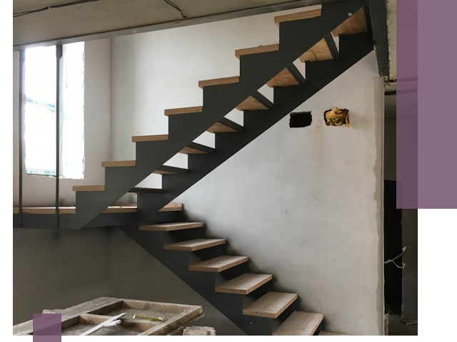 Изготовление лестниц на металлокаркасе в Железногорске от производителя