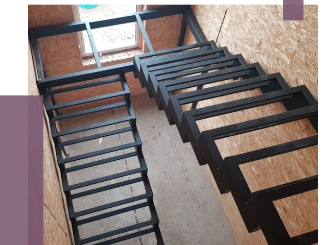 Демонтаж лестниц на металлокаркасе в Железногорске от 7443 руб. за м²