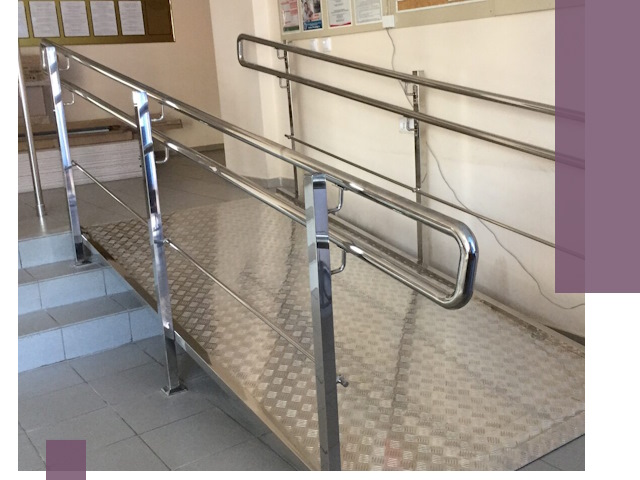 Перила для инвалидов в Железногорске — надежные поручни и ограждения