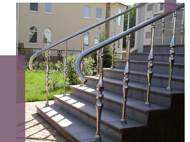 Перила для крыльца в Железногорске от 10854 руб. — монтаж ПРОЛЁТ-Жлр