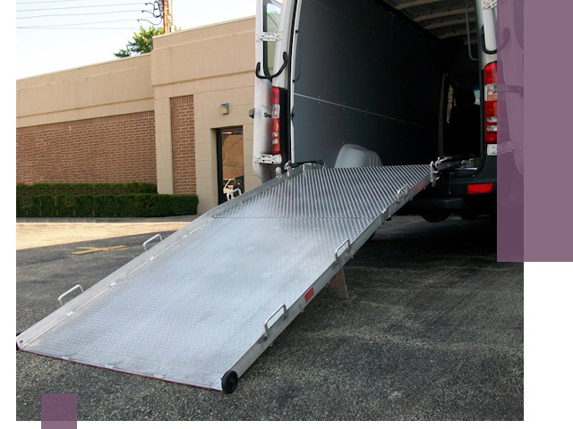 Мобильные пандусы в Железногорске — производство, монтаж и аренда