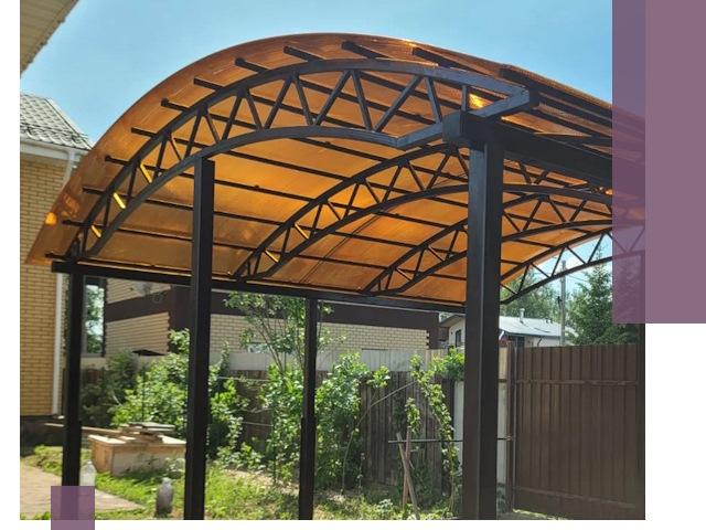 Изготовление навесов под ключ в Железногорске из качественных материалов