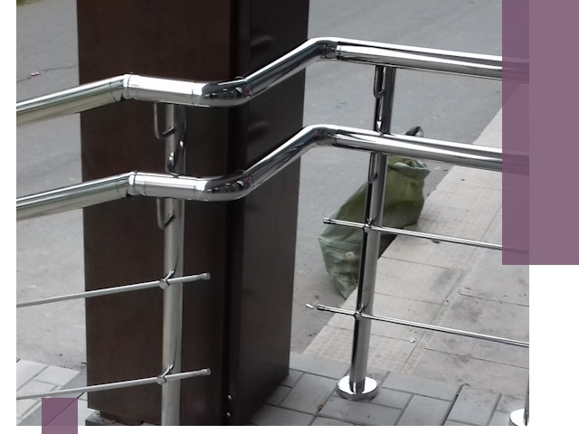 Монтаж поручней из нержавеющей стали в Железногорске качественно и быстро